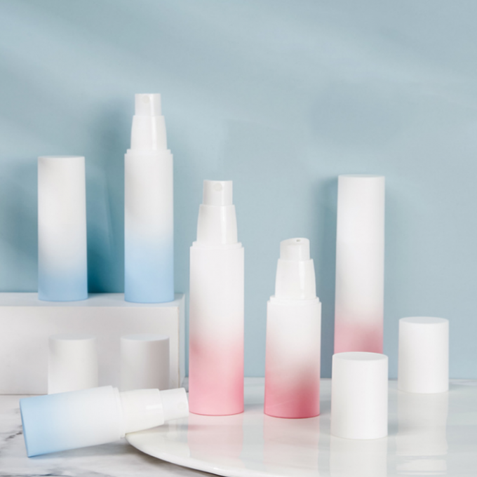 Замороженный безвоздушный лосьон распыляет пластиковый косметический градиент 50g 3.3*14.5cm контейнеров 2